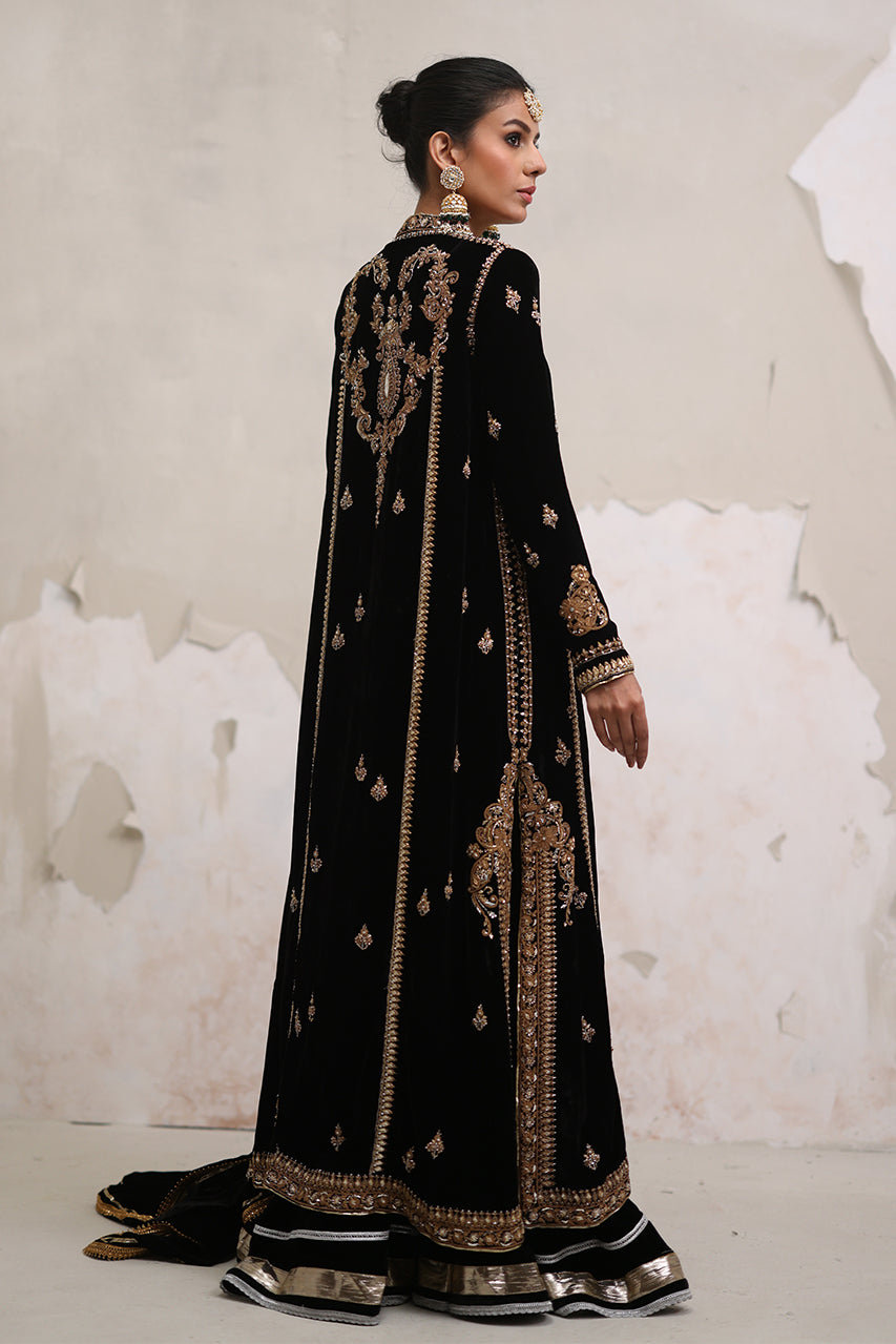 Black Marori Zardozi Velvet Gharara Set (3-Piece) - Image 8