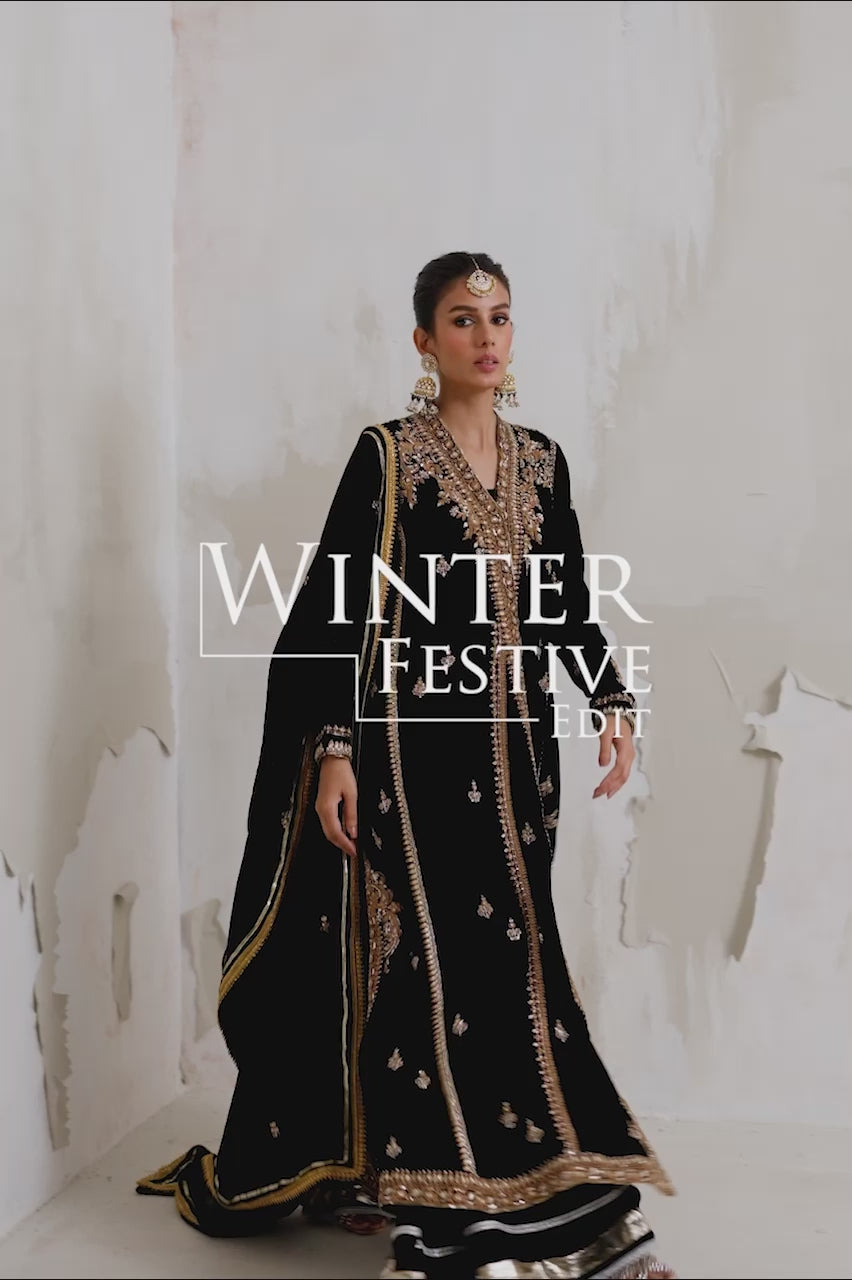 Black Marori Zardozi Velvet Gharara Set (3-Piece) - Image 9