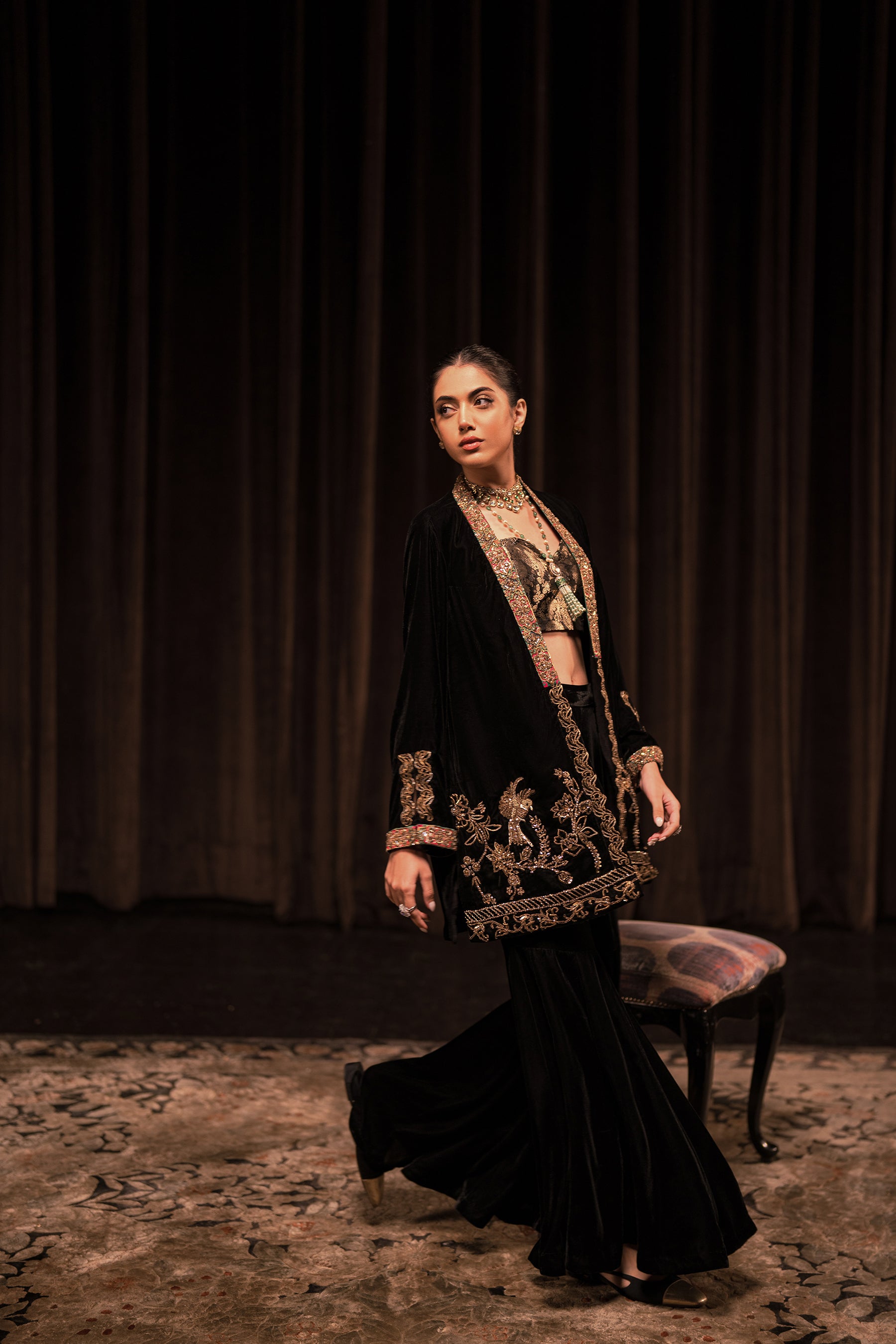 Black Zardozi Velvet & Jamavar Gharara Set (3-Piece) - Image 3