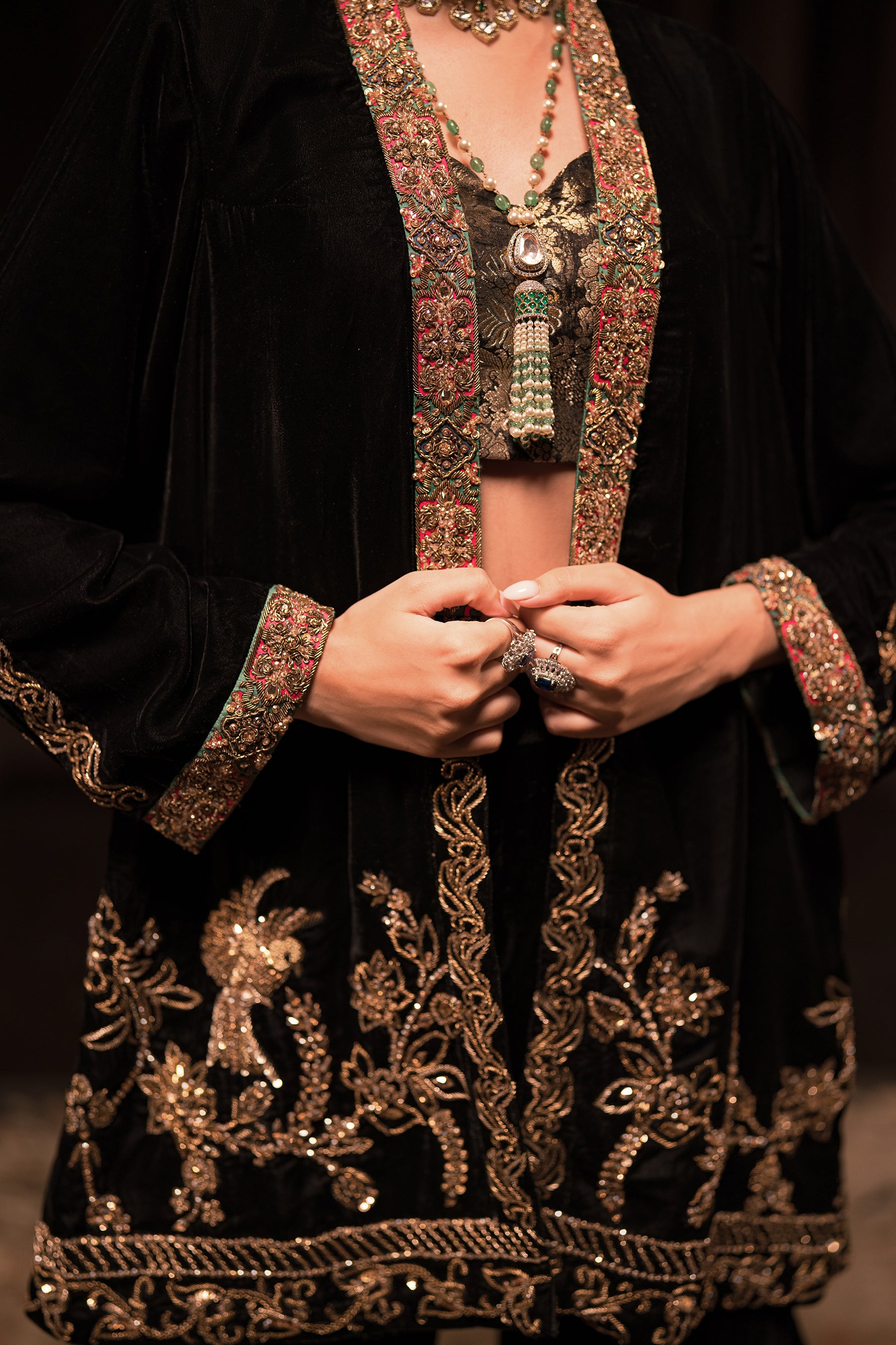 Black Zardozi Velvet & Jamavar Gharara Set (3-Piece) - Image 4
