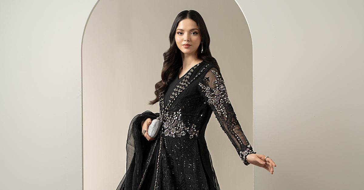 Black 3D Floral Embellished Organza Gown (3-Piece) - Image 6