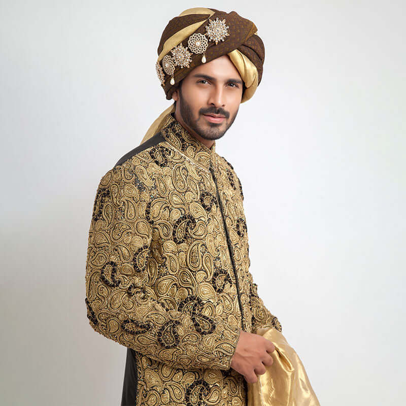 Black and Gold Zardozi Jamavar Silk Sherwani (3-Piece) - Image 3