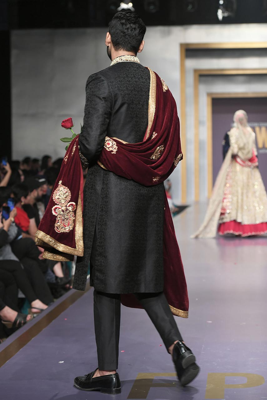 Black Kora Dabka Embroidered Jamawar Sherwani (3-Piece) - Image 4