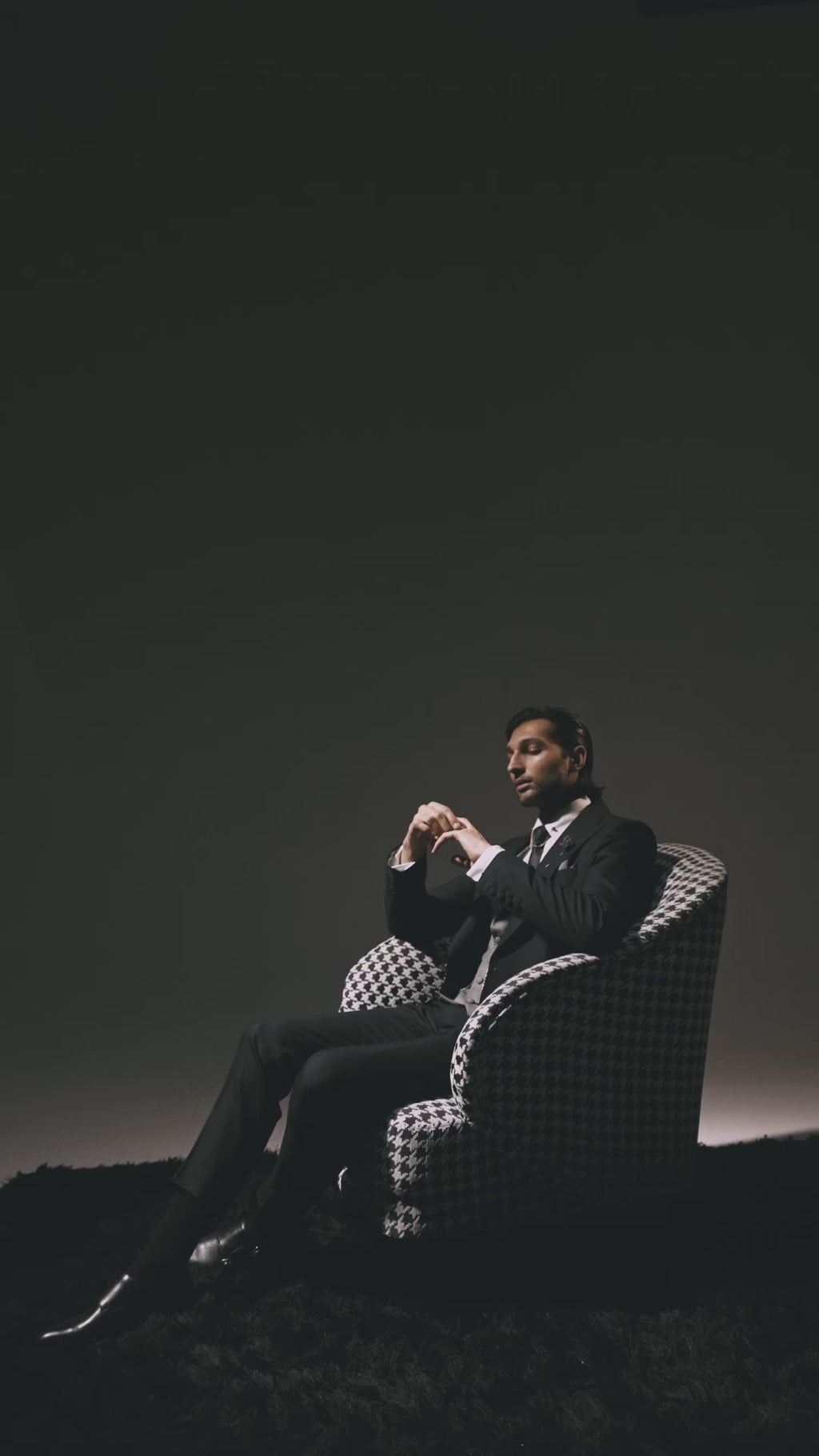 Black Suiting Blend 3-Piece Groom Valima Suit - Image 4