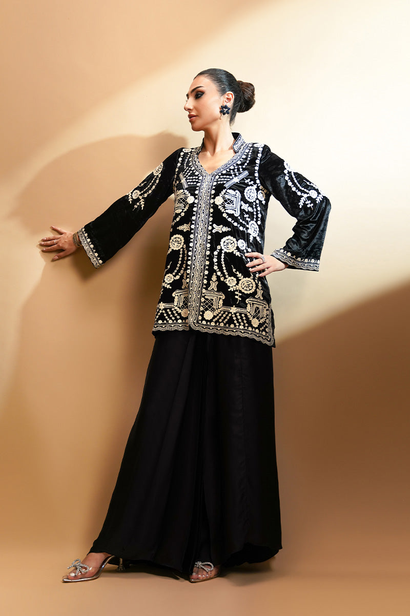 Black Aari Embroidered Velvet & Silk Jacket Set (2-Piece) - Image 6