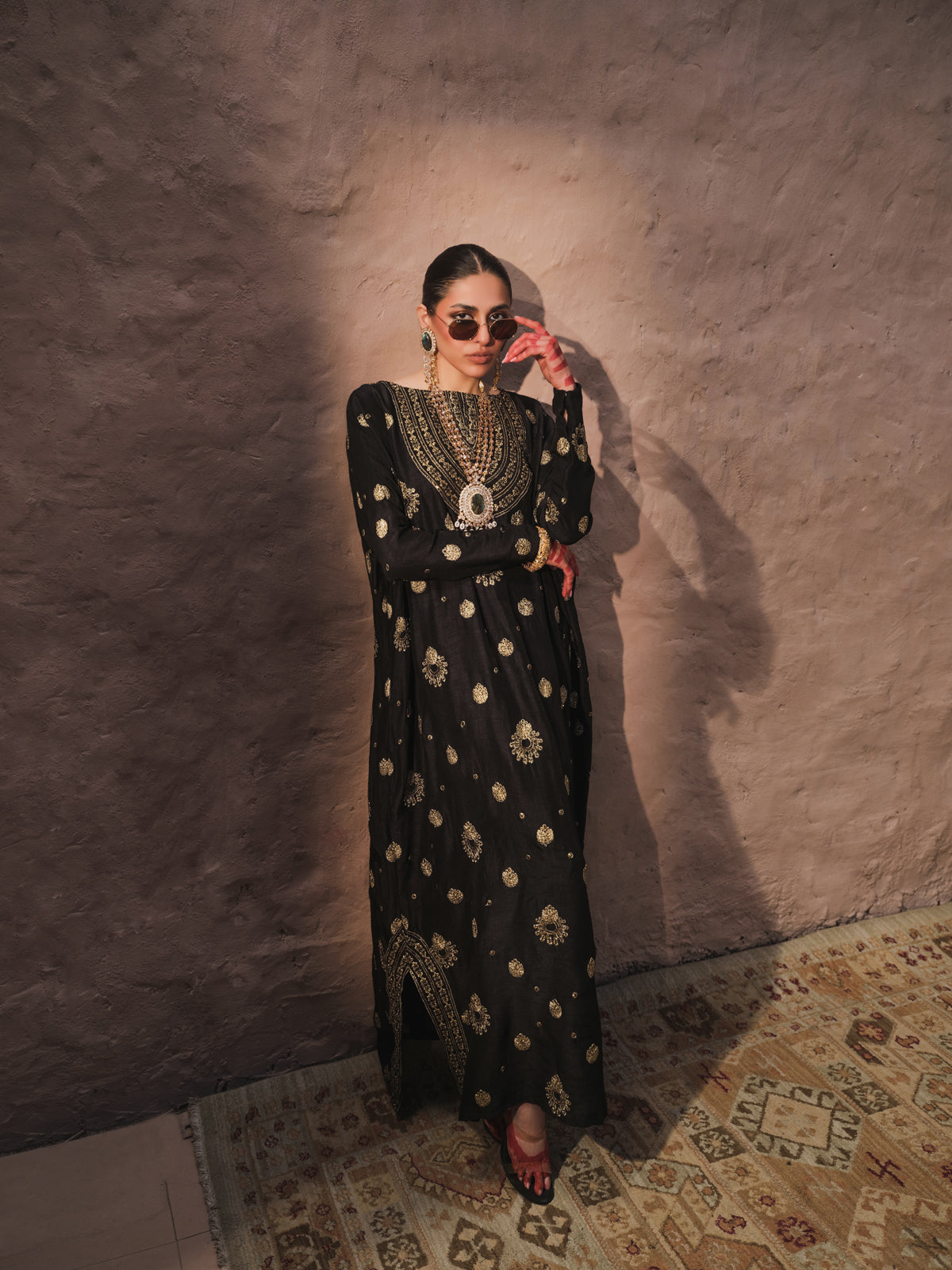 Pakistani Black Hand-Embroidered Silk-Blend Kaftan (1-Pc) - Image 4