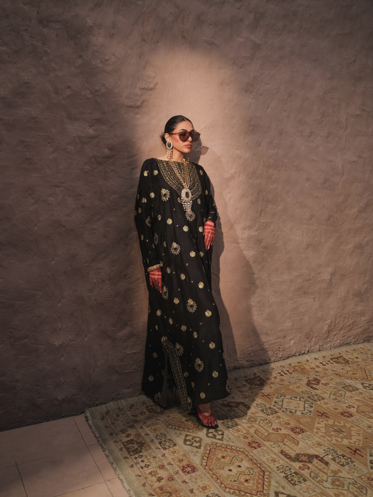 Pakistani Black Hand-Embroidered Silk-Blend Kaftan (1-Pc) - Image 7