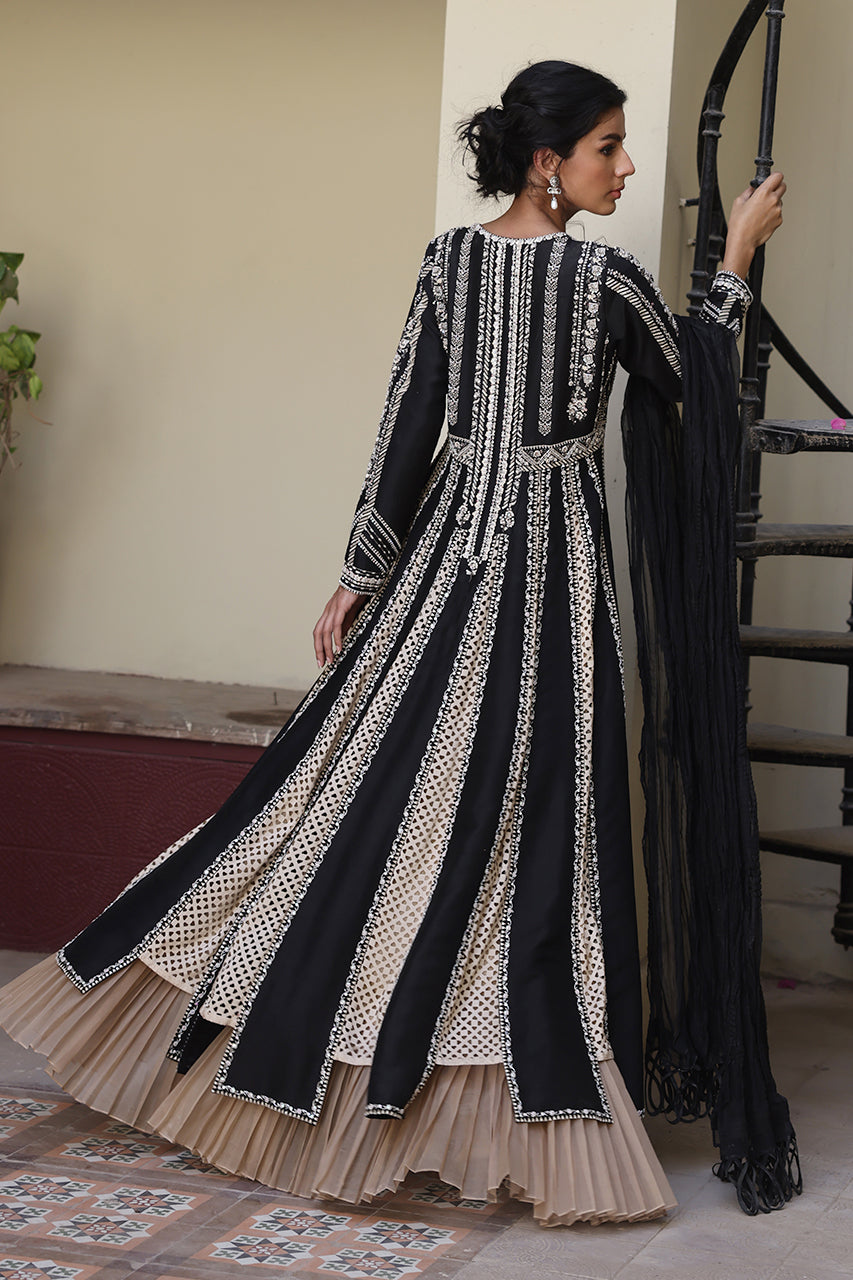 Black & Beige Beaded Khaddi Silk Kalidaar (2-Piece) - Image 3