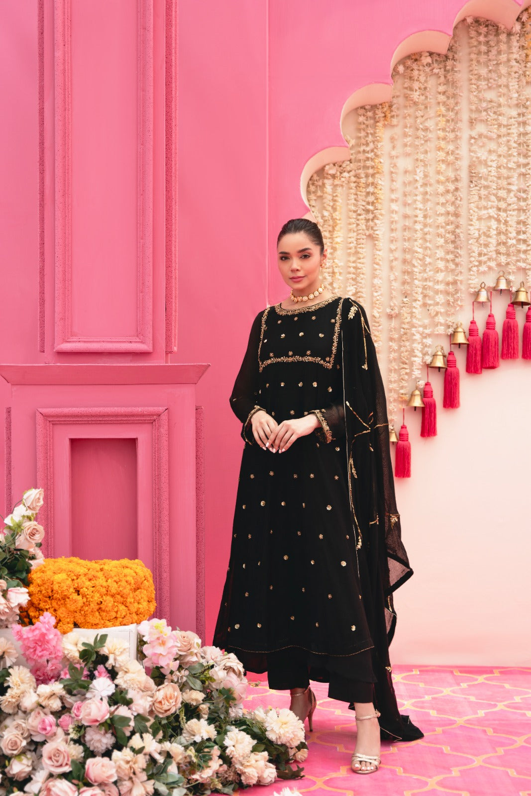 Black Antique Gold Embroidered Matte Silk Kalidaar (3-Piece) - Image 4