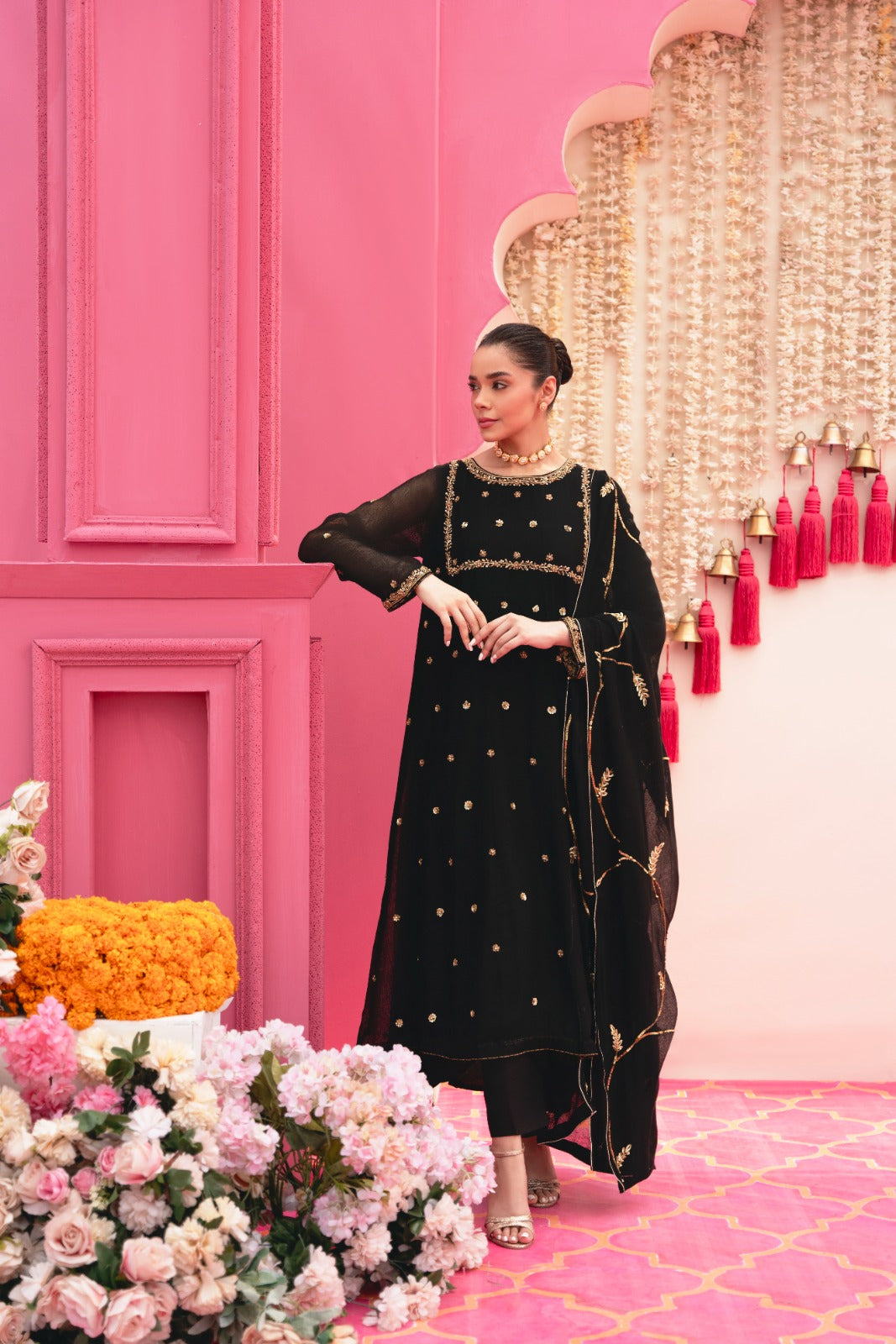 Black Antique Gold Embroidered Matte Silk Kalidaar (3-Piece) - Image 5