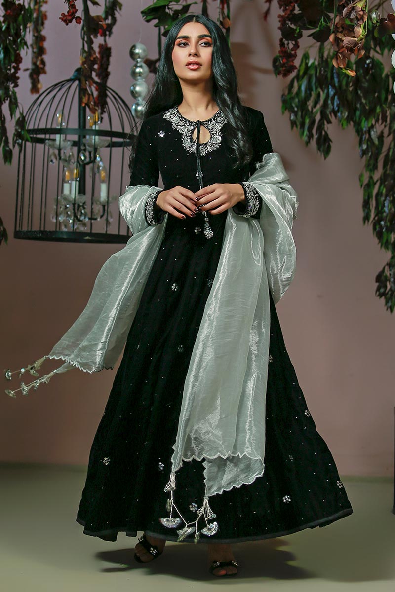 Pakistani Black Dabka Kamdani Velvet Kalidar (3-Piece) - Image 1