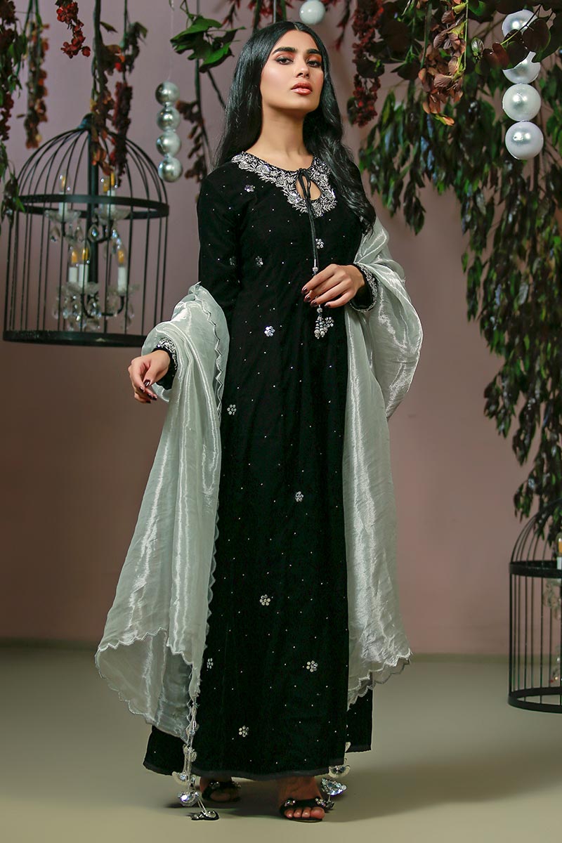 Pakistani Black Dabka Kamdani Velvet Kalidar (3-Piece) - Image 2