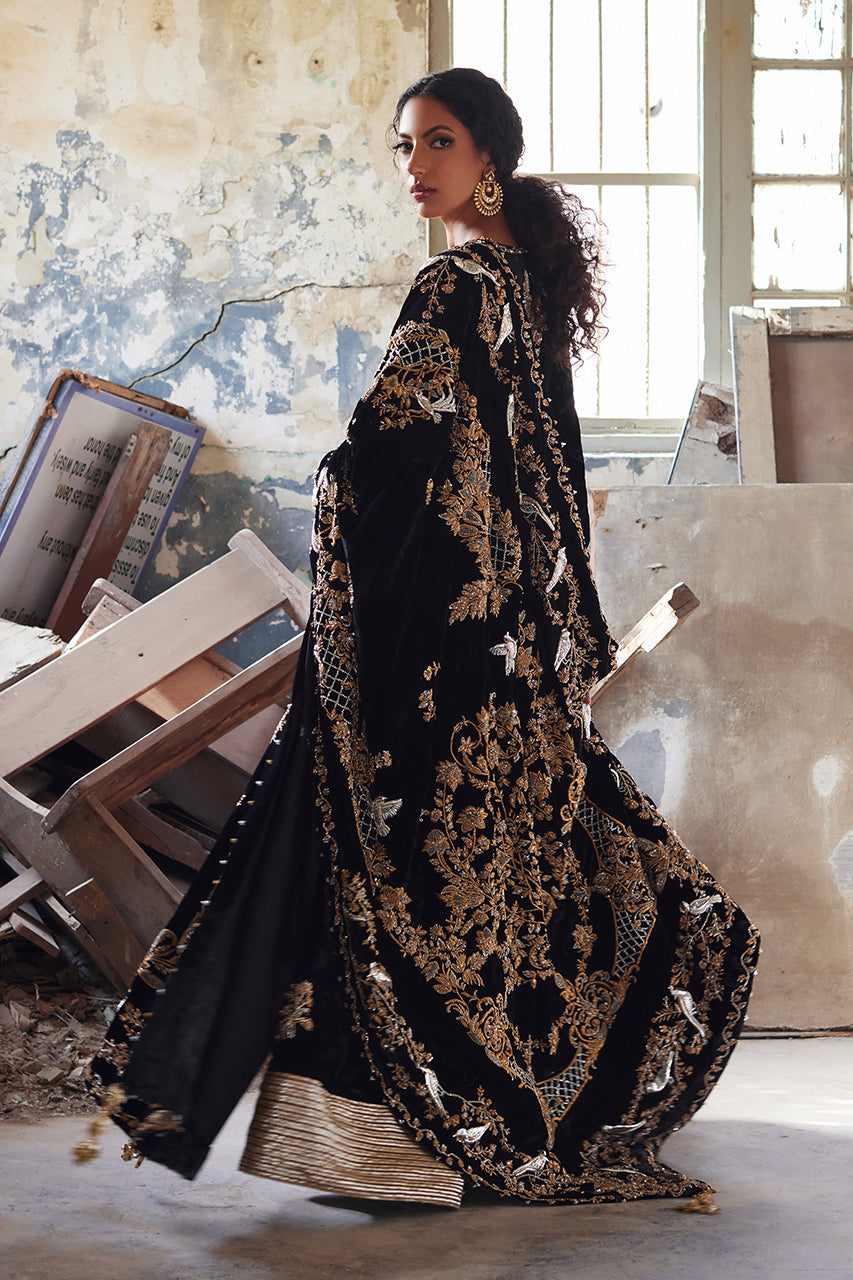 Pakistani Black Zardozi & Vasli Velvet Kalidar (3-Piece) - Image 4