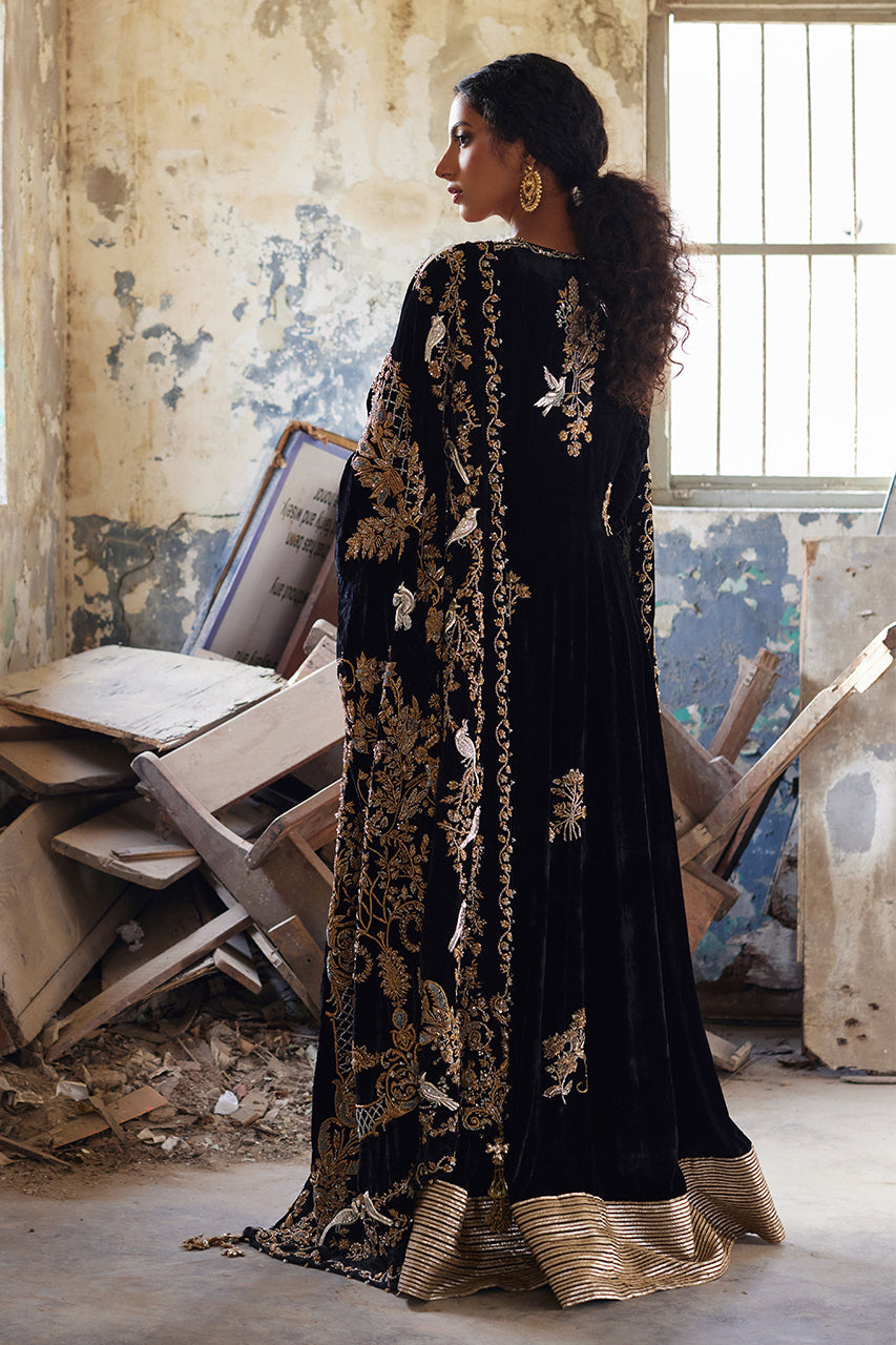 Pakistani Black Zardozi & Vasli Velvet Kalidar (3-Piece) - Image 7