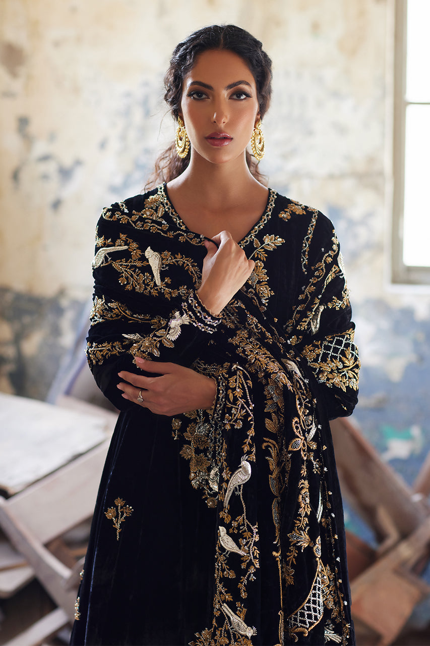 Pakistani Black Zardozi & Vasli Velvet Kalidar (3-Piece) - Image 9