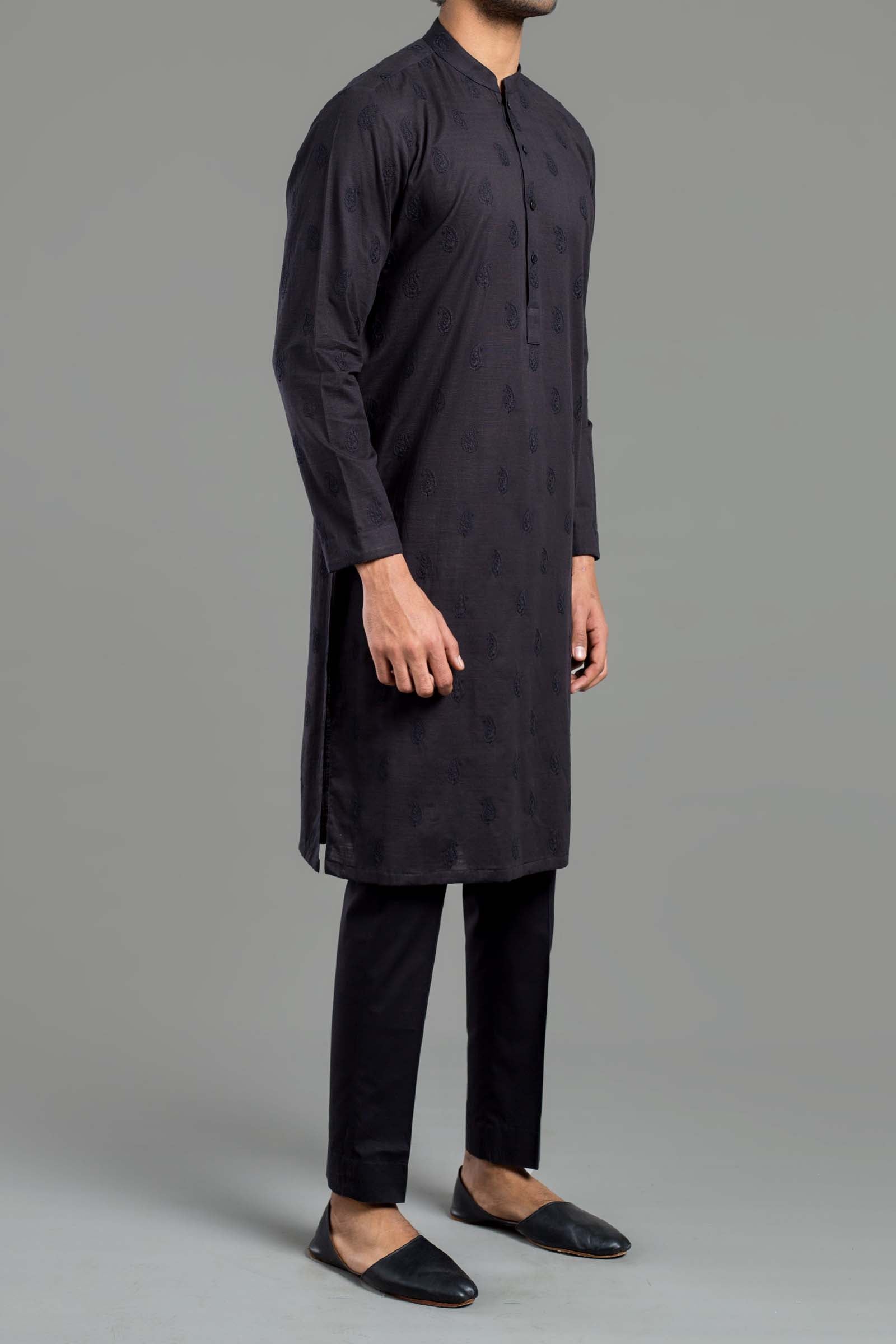 Black Embroidered Egyptian Cotton Kurta (1-Pc) - Image 1