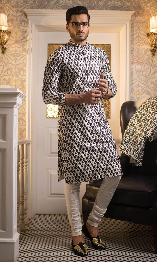 Black and White Printed Cotton-Silk Kurta Pajama (2-Piece) - Image 2