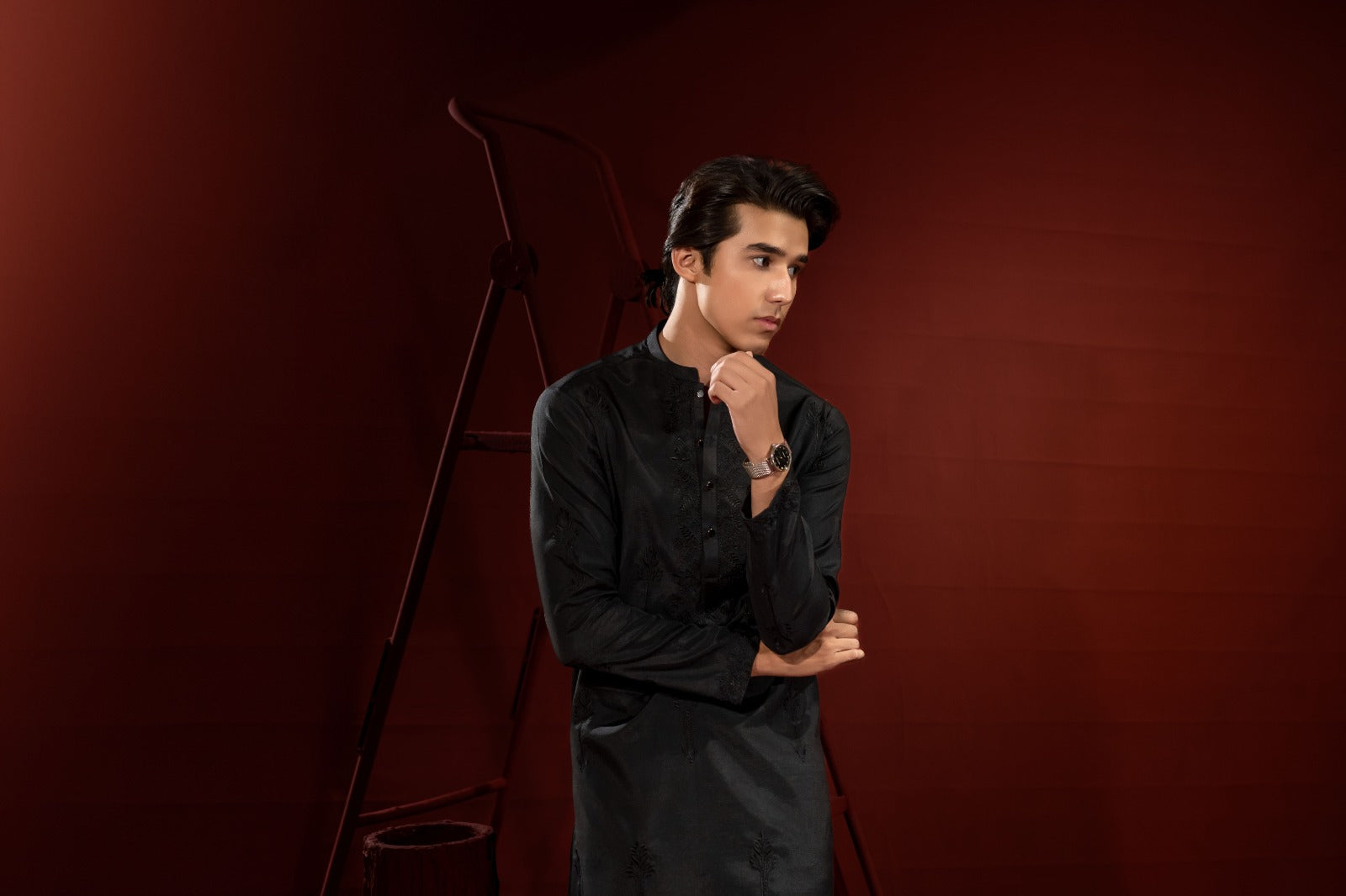 Black Embroidered Silk Kurta Trouser Set (2-Piece) - Image 4