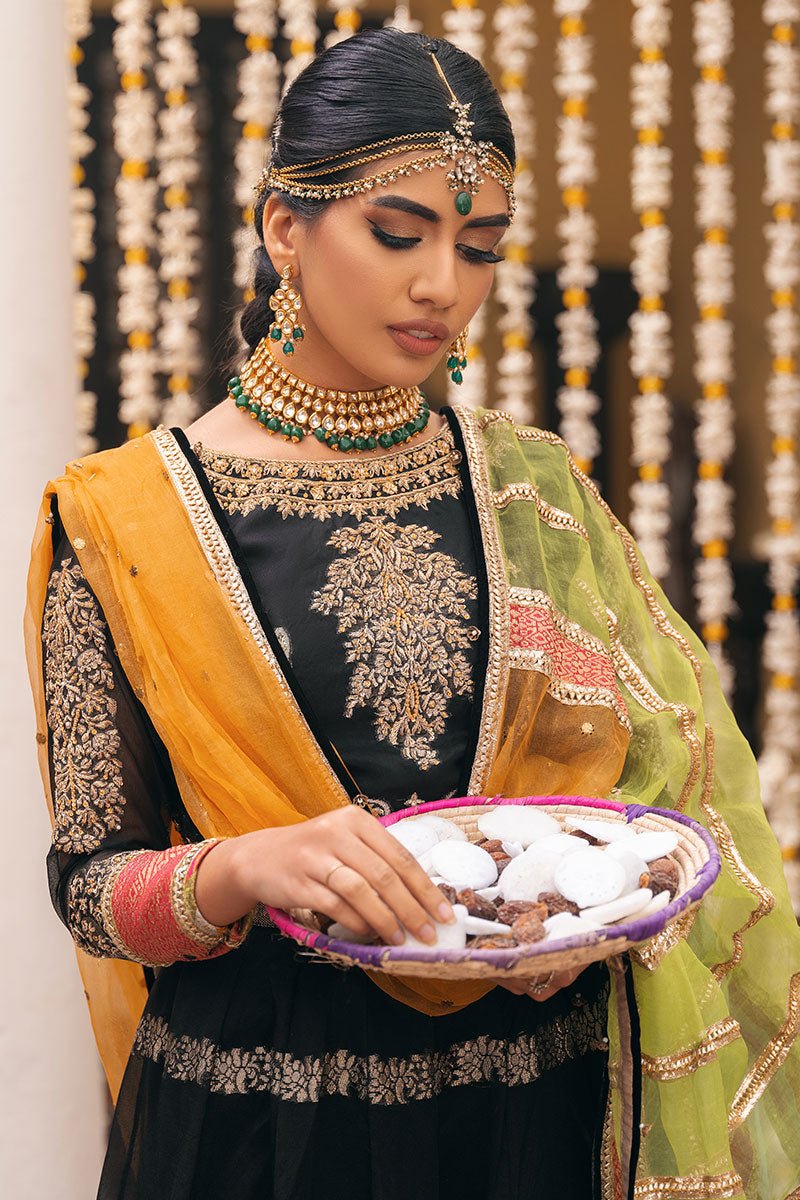 Pakistani Black Zardozi Banarasi Organza Lehenga Choli (3-Piece) - Image 3