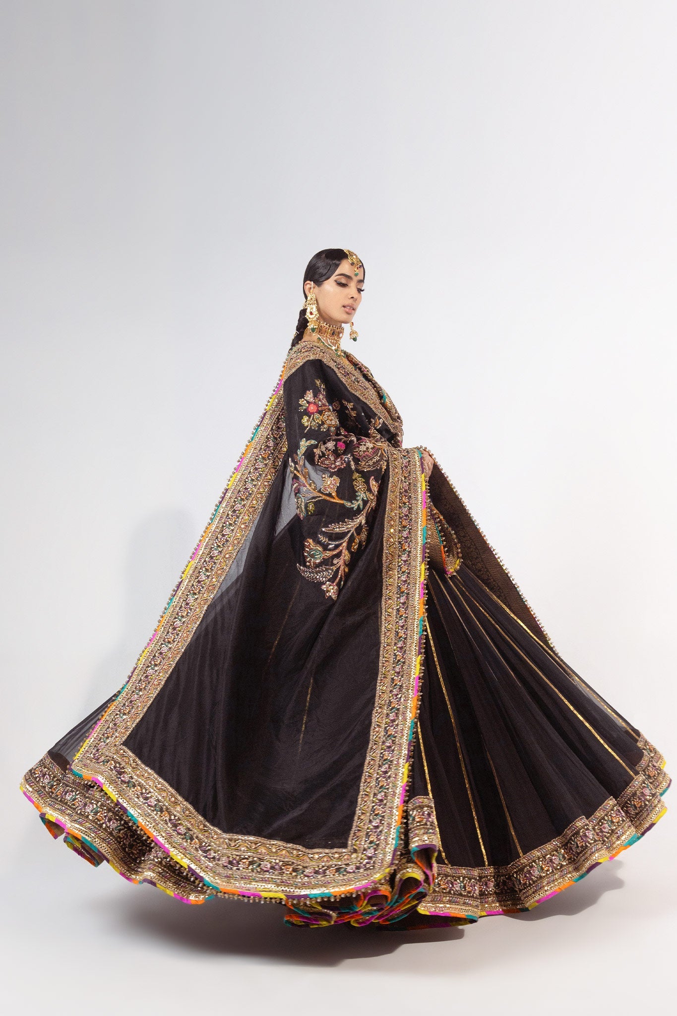 Pakistani Black Zardozi Pure Chiffon Bridal Lehenga (3-Piece) - Image 3