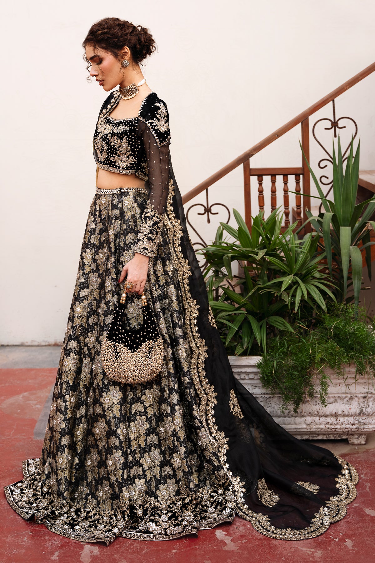 Black Zardozi Jamawar & Velvet Lehenga Choli (3-Piece) - Image 7