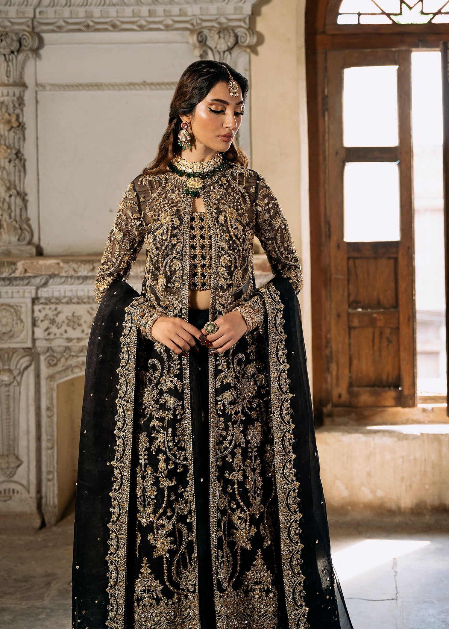 Black Embellished Kathan Organza Lehenga Set (3-Piece) - Image 3