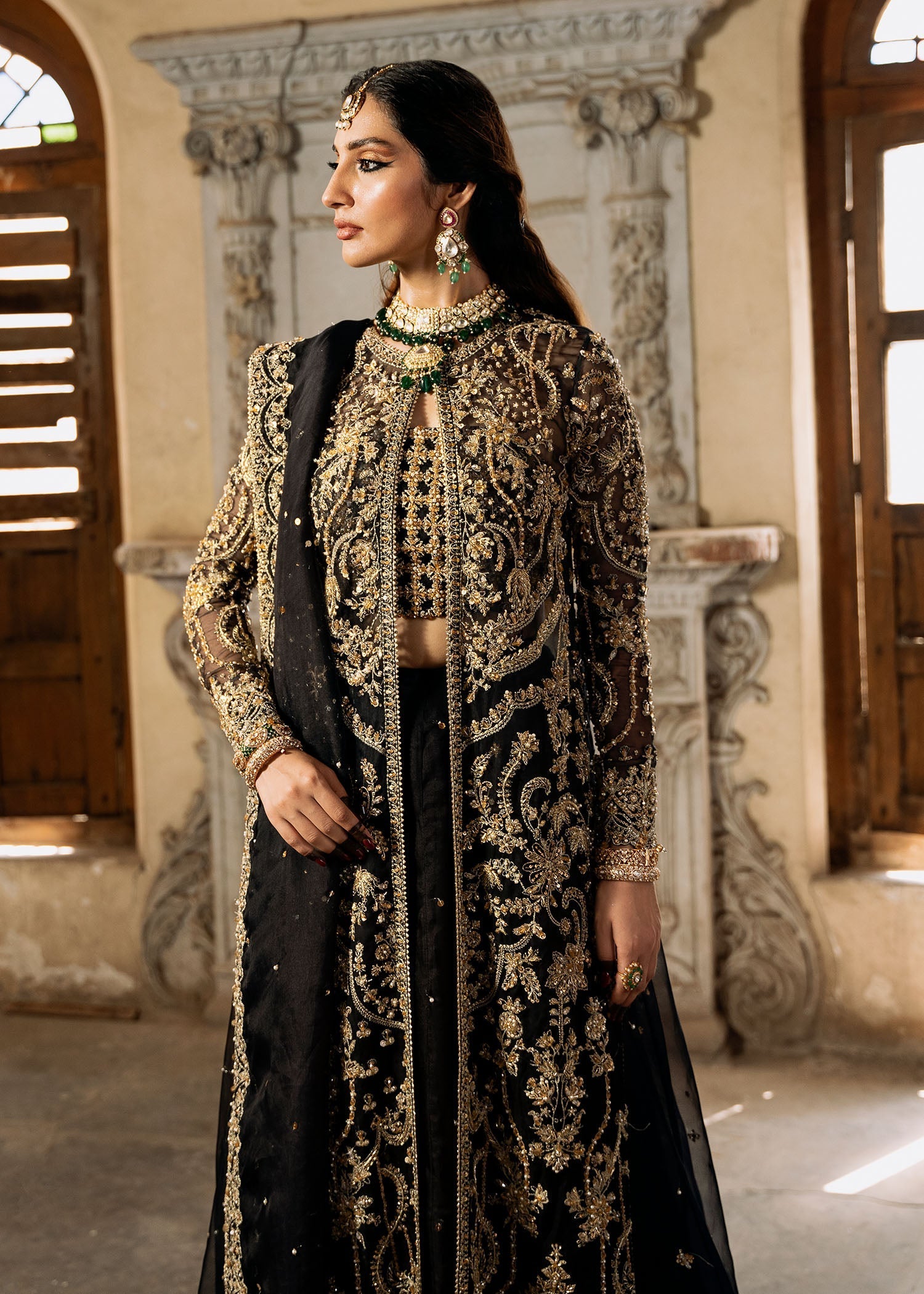 Black Embellished Kathan Organza Lehenga (3-Piece) - Image 5