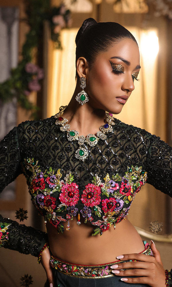 Pakistani Black Embroidered Organza Bridal Lehenga (3-Piece) - Image 3