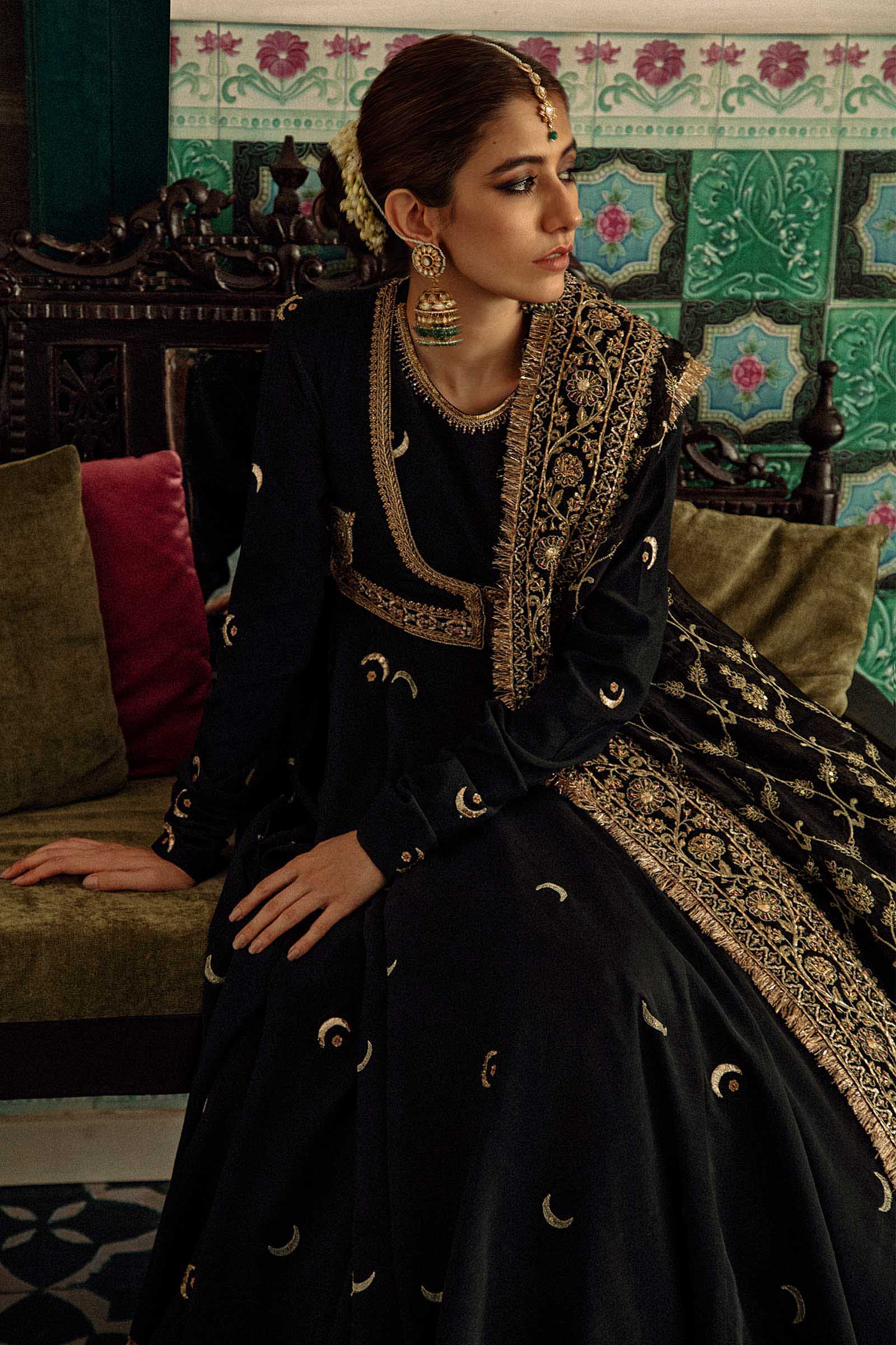 Black Zardozi Raw Silk Lehenga Set (3-Piece) - Image 4