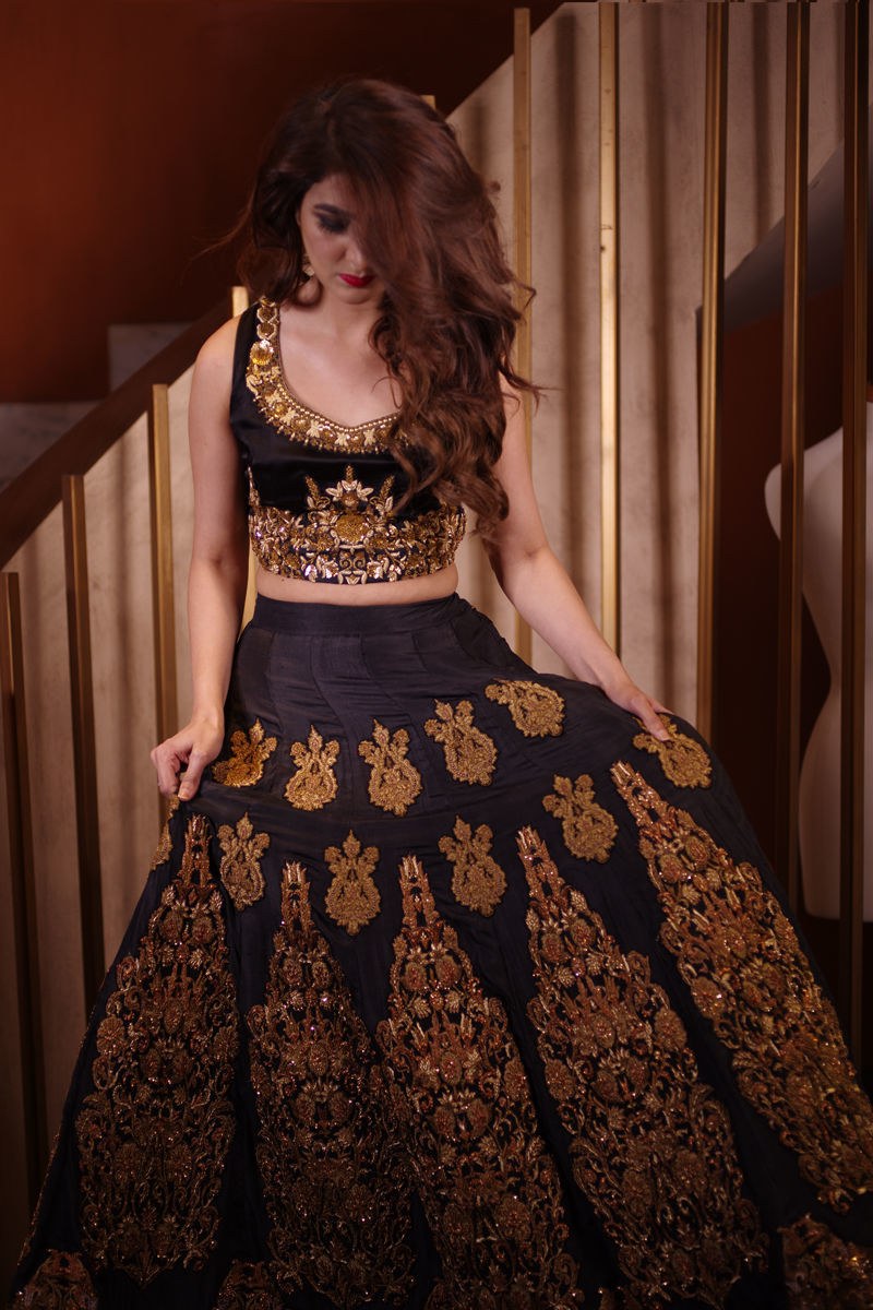 Pakistani Black Mughal Embroidered Sheesha Silk Lehenga Choli (3-Piece) - Image 2