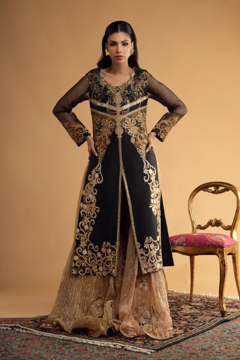 Pakistani Black Gold Embroidered Silk Organza Lehenga (3-Piece) - Image 1