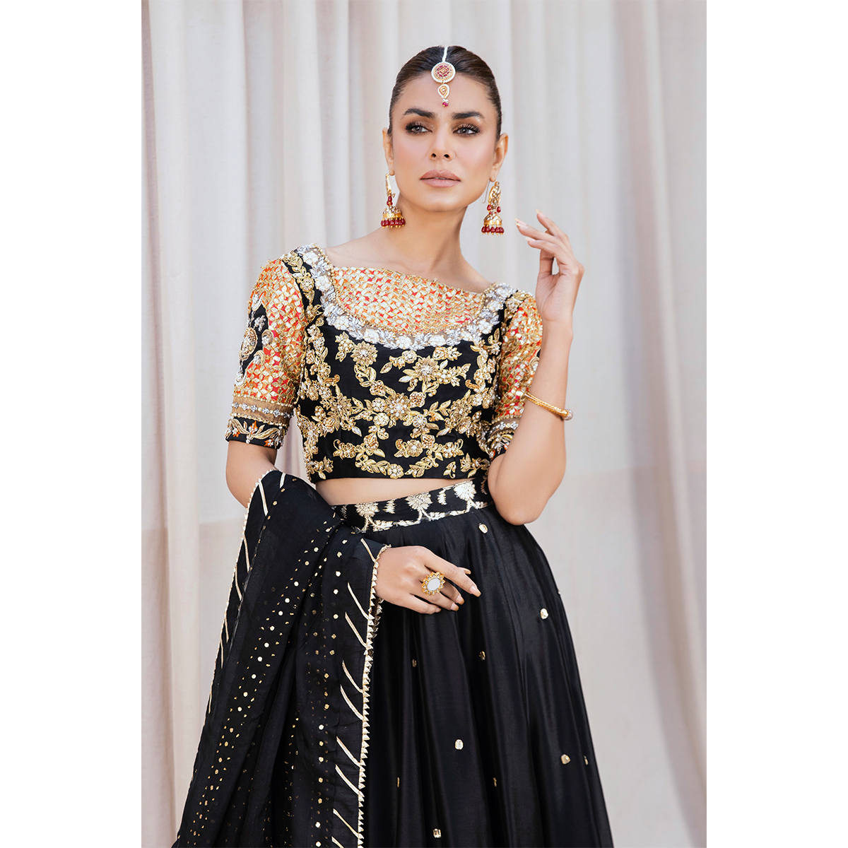 Pakistani Black Gangajamni Tissue Silk Lehnga Choli (3-Piece) - Image 4