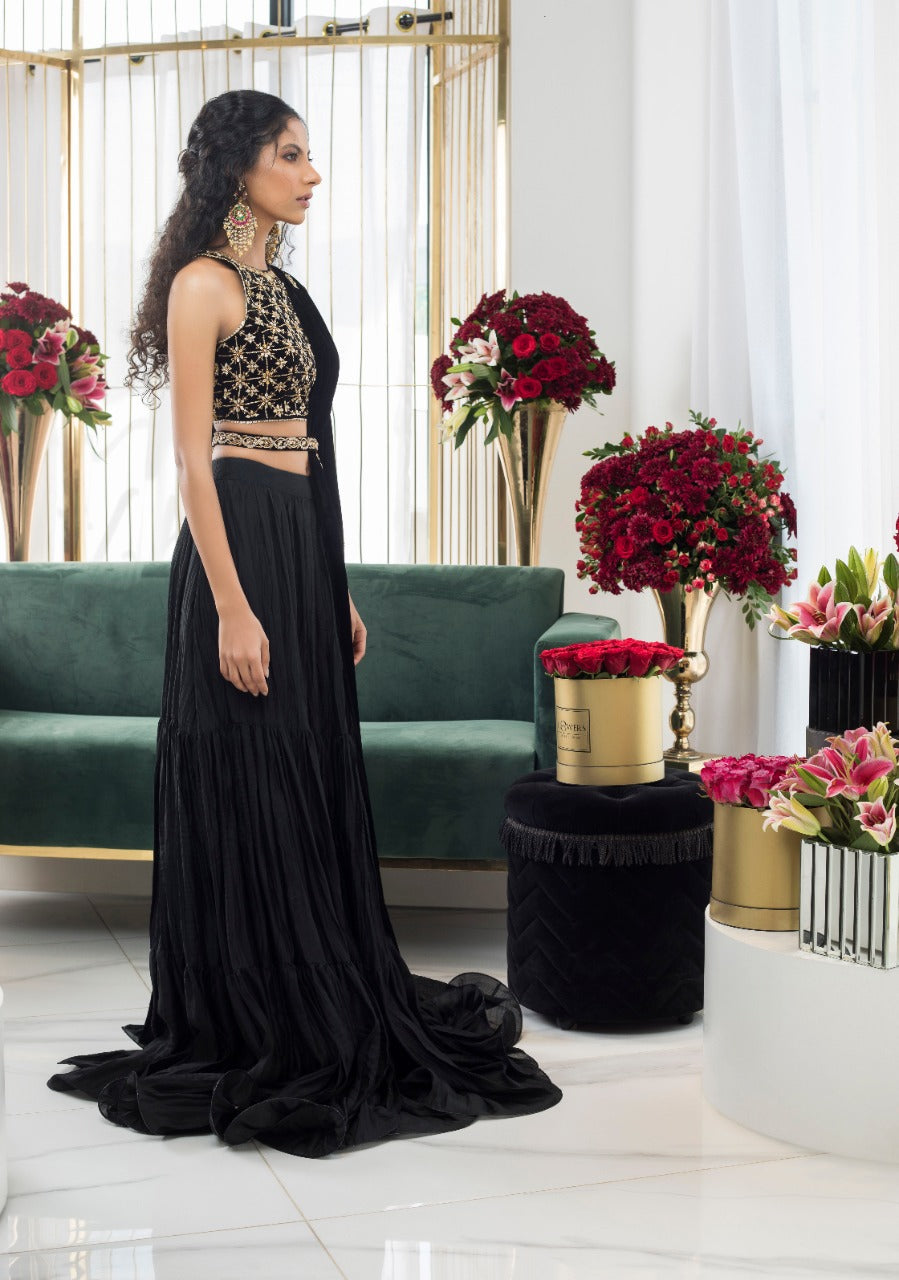 Pakistani Black Gota Zardozi Velvet Choli with Khaddi Silk Lehnga (3-Piece) - Image 4