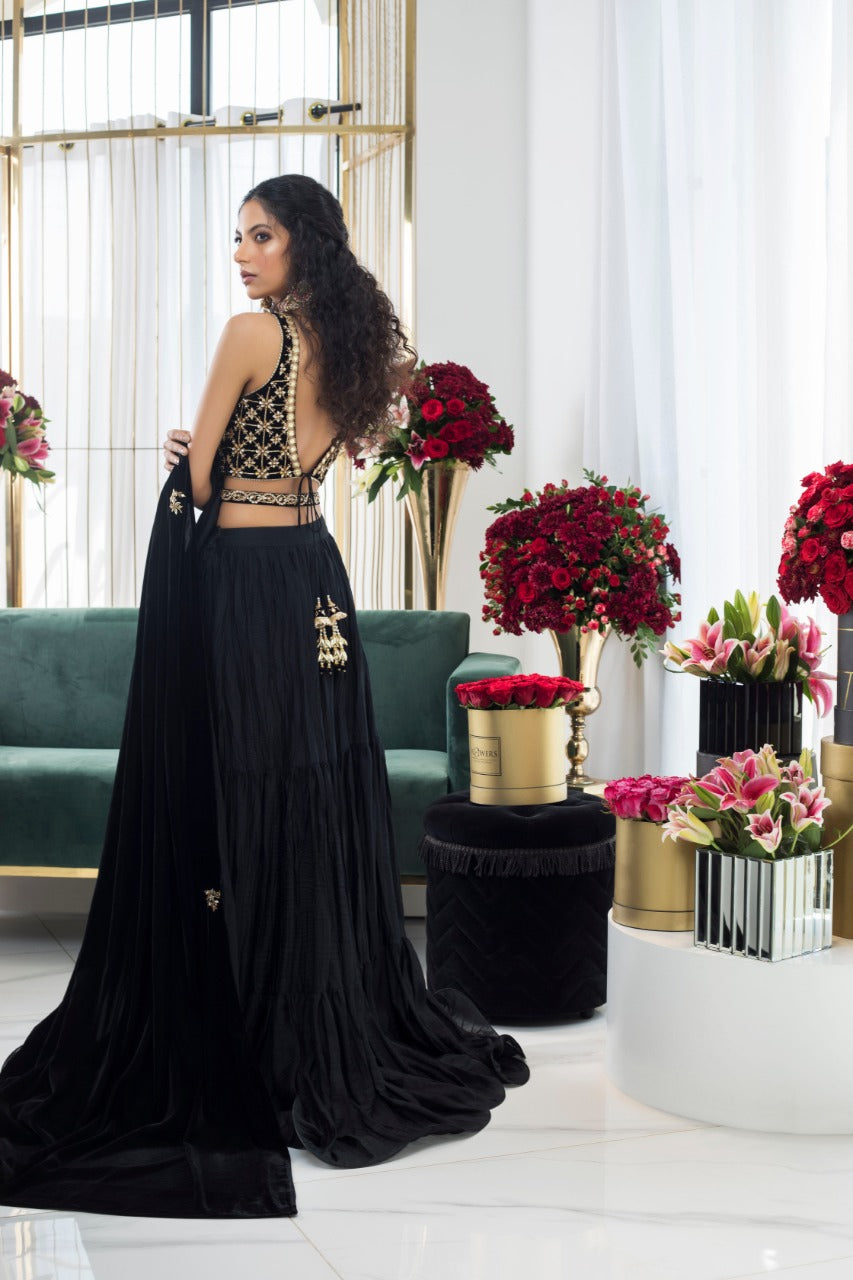 Pakistani Black Gota Zardozi Velvet Choli with Khaddi Silk Lehnga (3-Piece) - Image 5