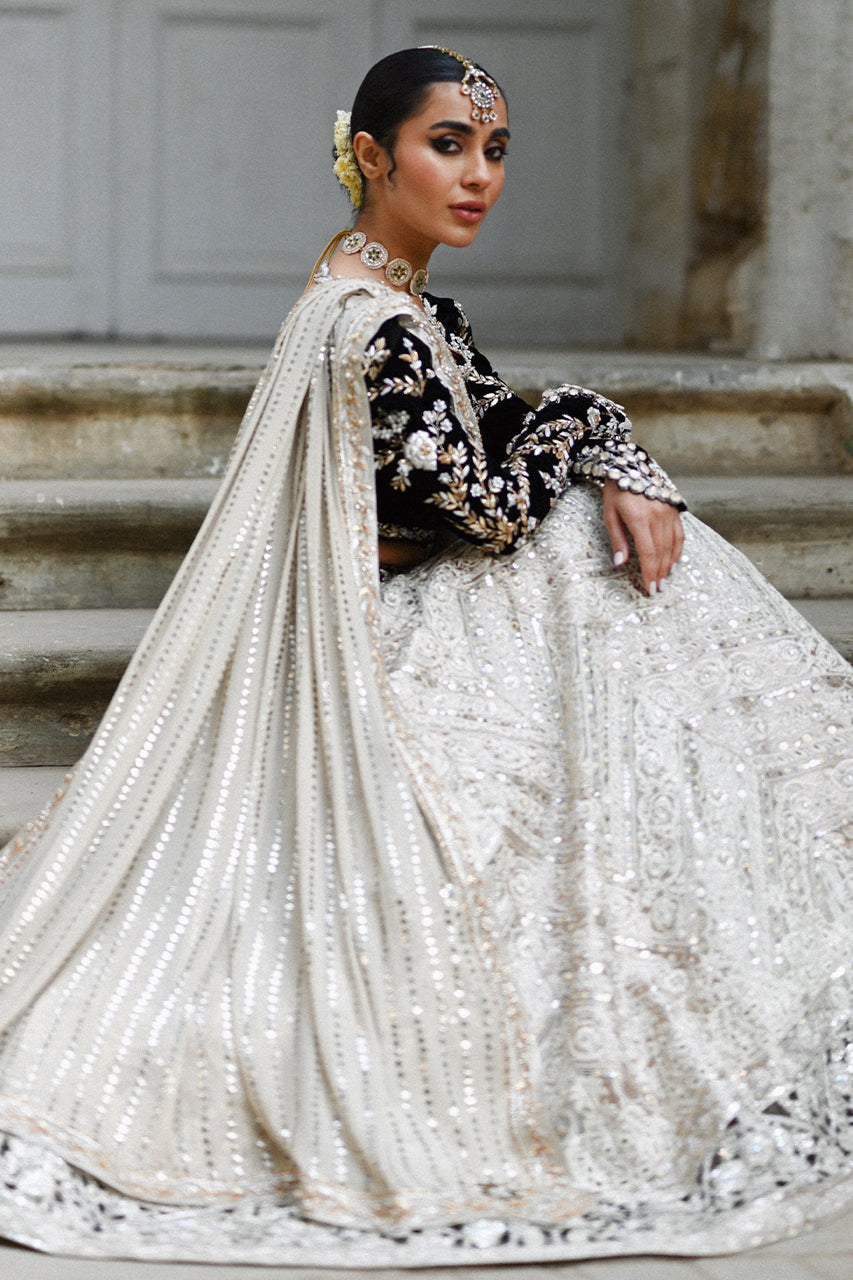 Black Embroidered Velvet Lehenga Set (3-Piece) - Image 5