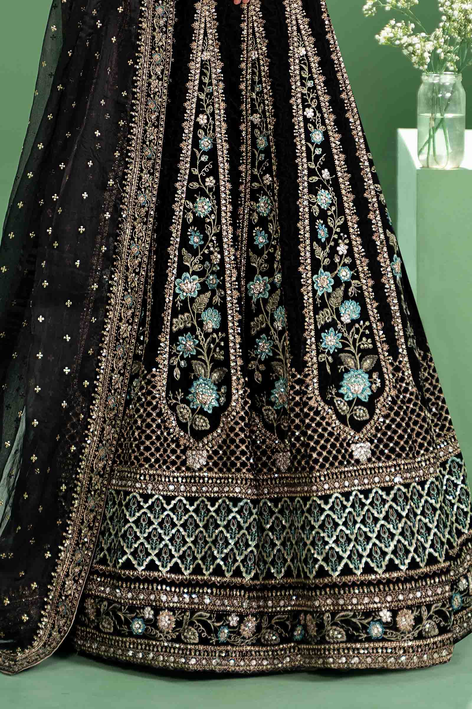 Pakistani Black Velvet Embroidered Lehenga Set (3-Piece) - Image 4
