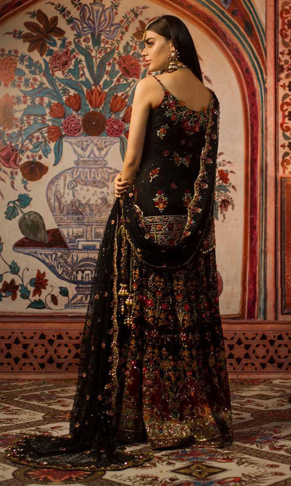 Pakistani Black Embellished Velvet Bridal Lehenga (3-Piece) - Image 4