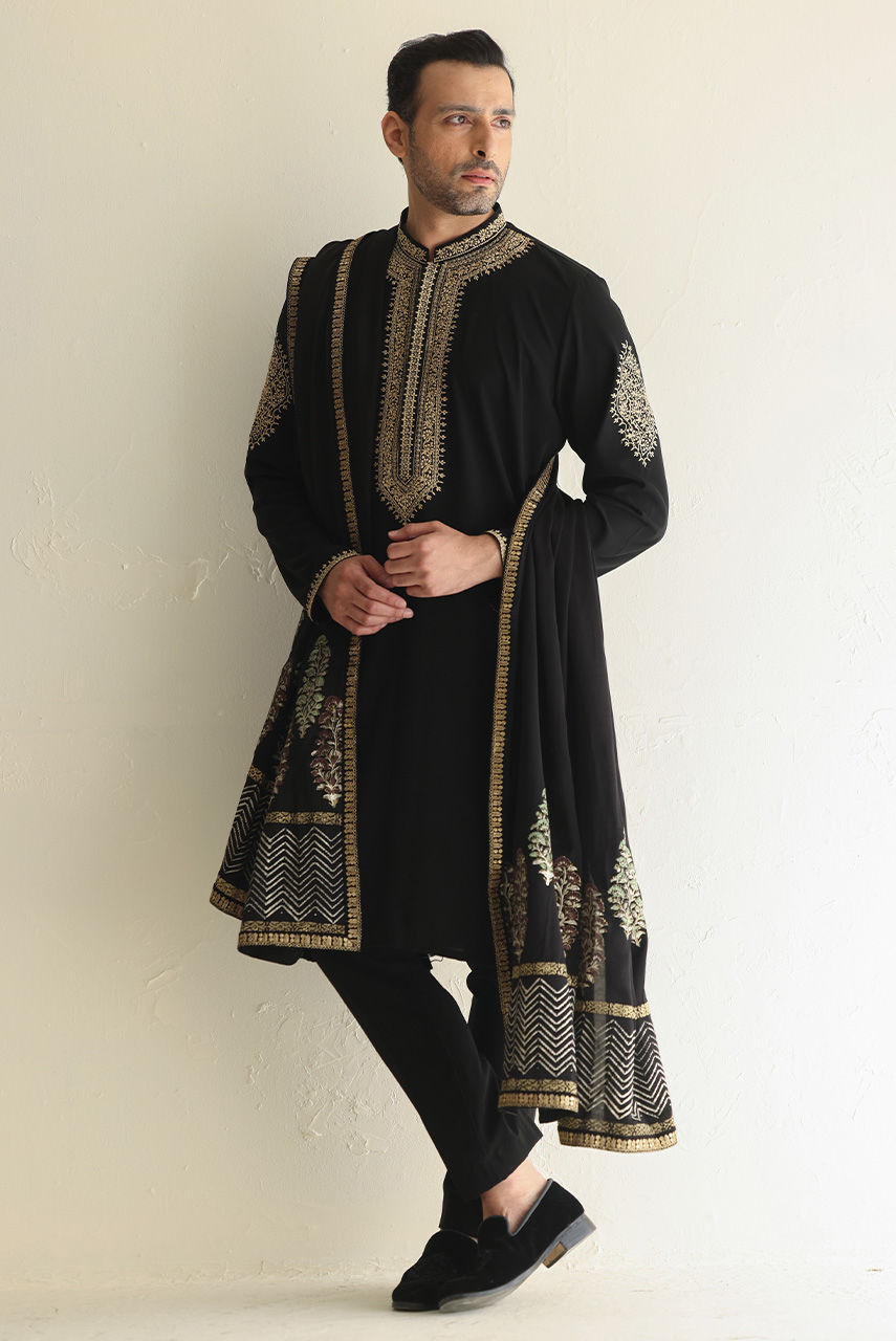 Black Embroidered Georgette Kurta (3-Piece) - Image 3