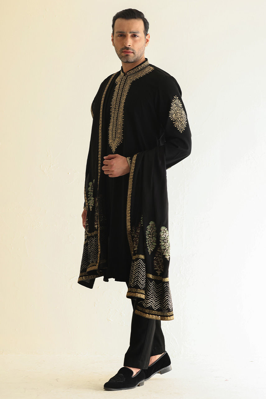 Black Embroidered Georgette Kurta (3-Piece) - Image 5