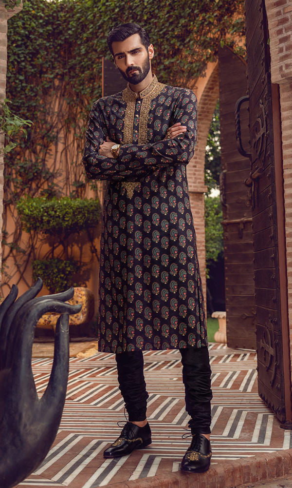 Black Gold Embroidered Silk-Blend Paisley Kurta (2-Piece) - Image 5