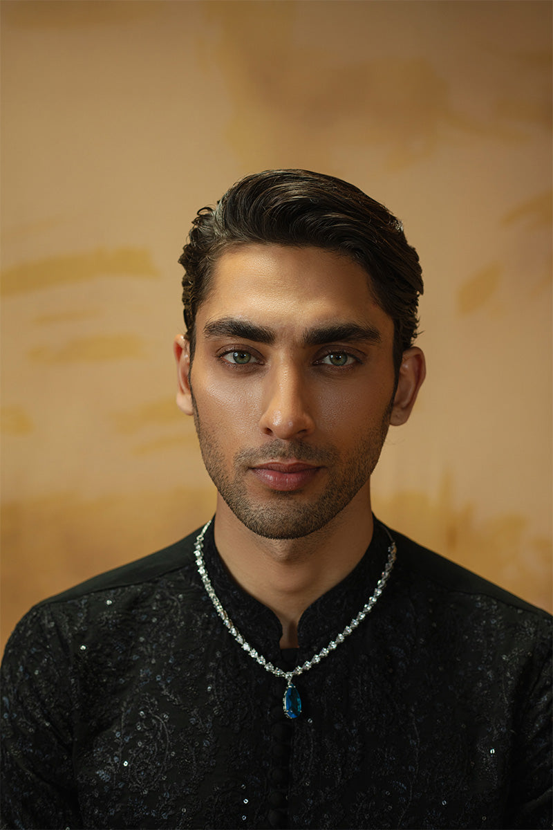 Black Embroidered Silk-Blend Kurta Pajama (2-Piece) - Image 3