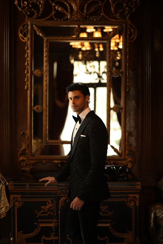 Black Embossed Tuxedo 3-Piece with Bow Tie - Image 4