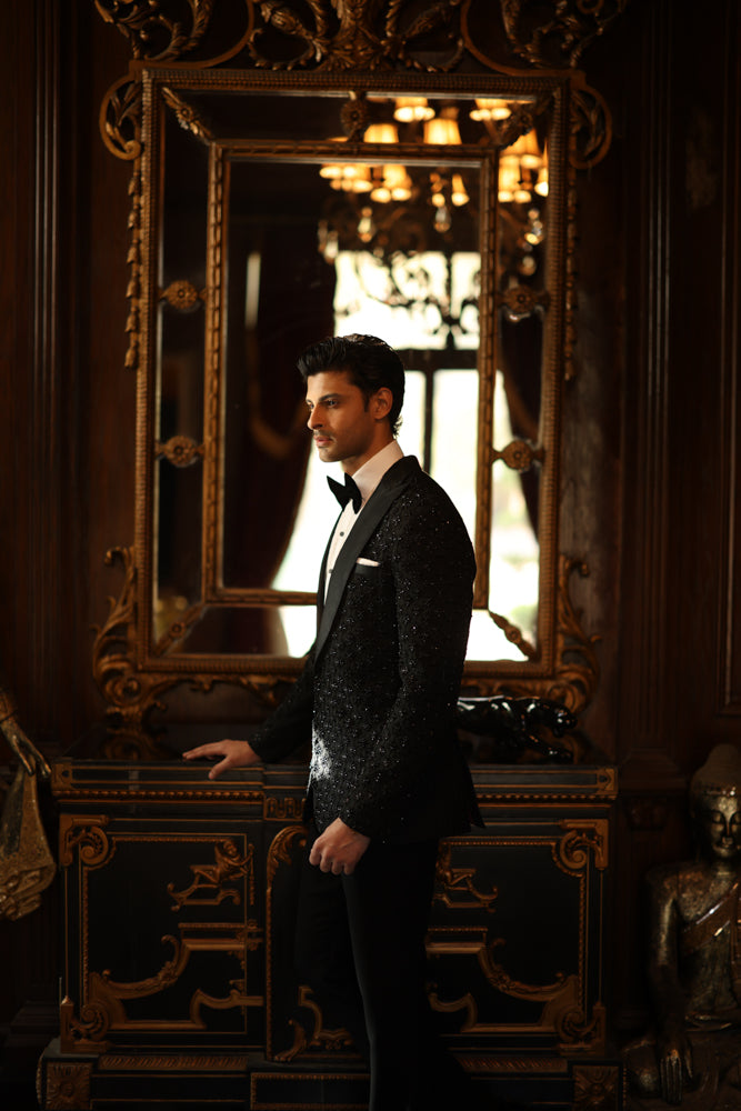 Black Embossed Tuxedo 3-Piece with Bow Tie - Image 5