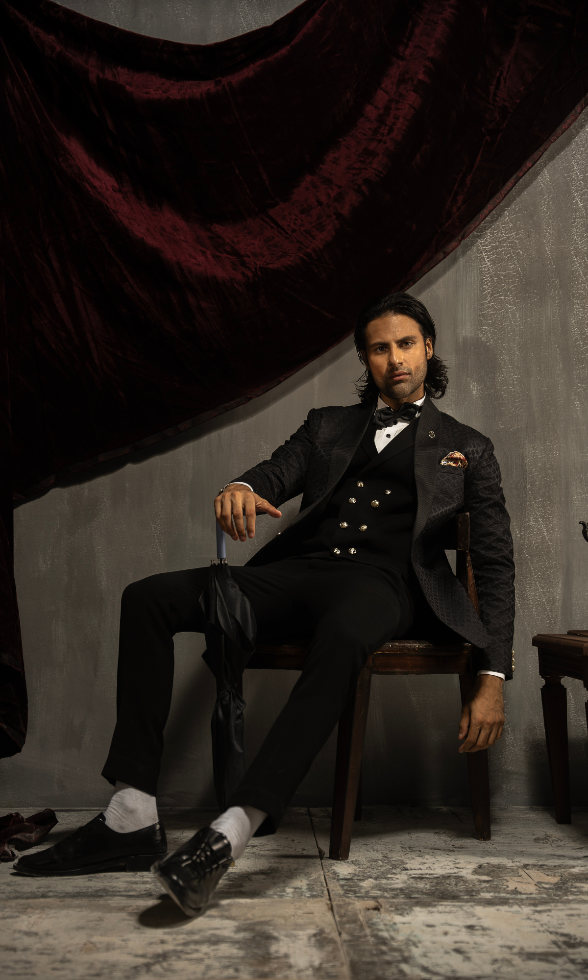 Black Textured Tuxedo Suit with Waistcoat (3-Piece) - Image 2