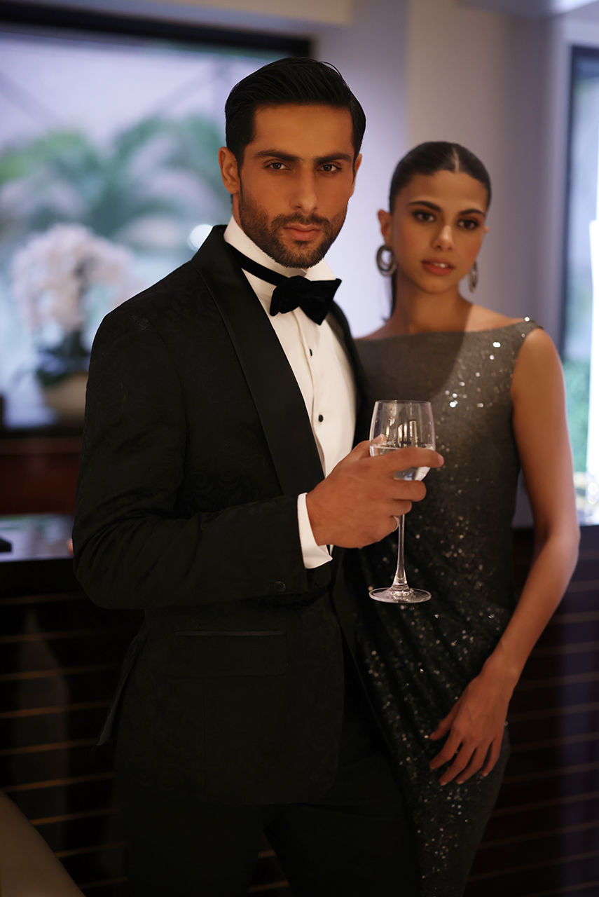 Black Textured Suiting Tuxedo with Satin Lapel (3-Piece) - Image 4