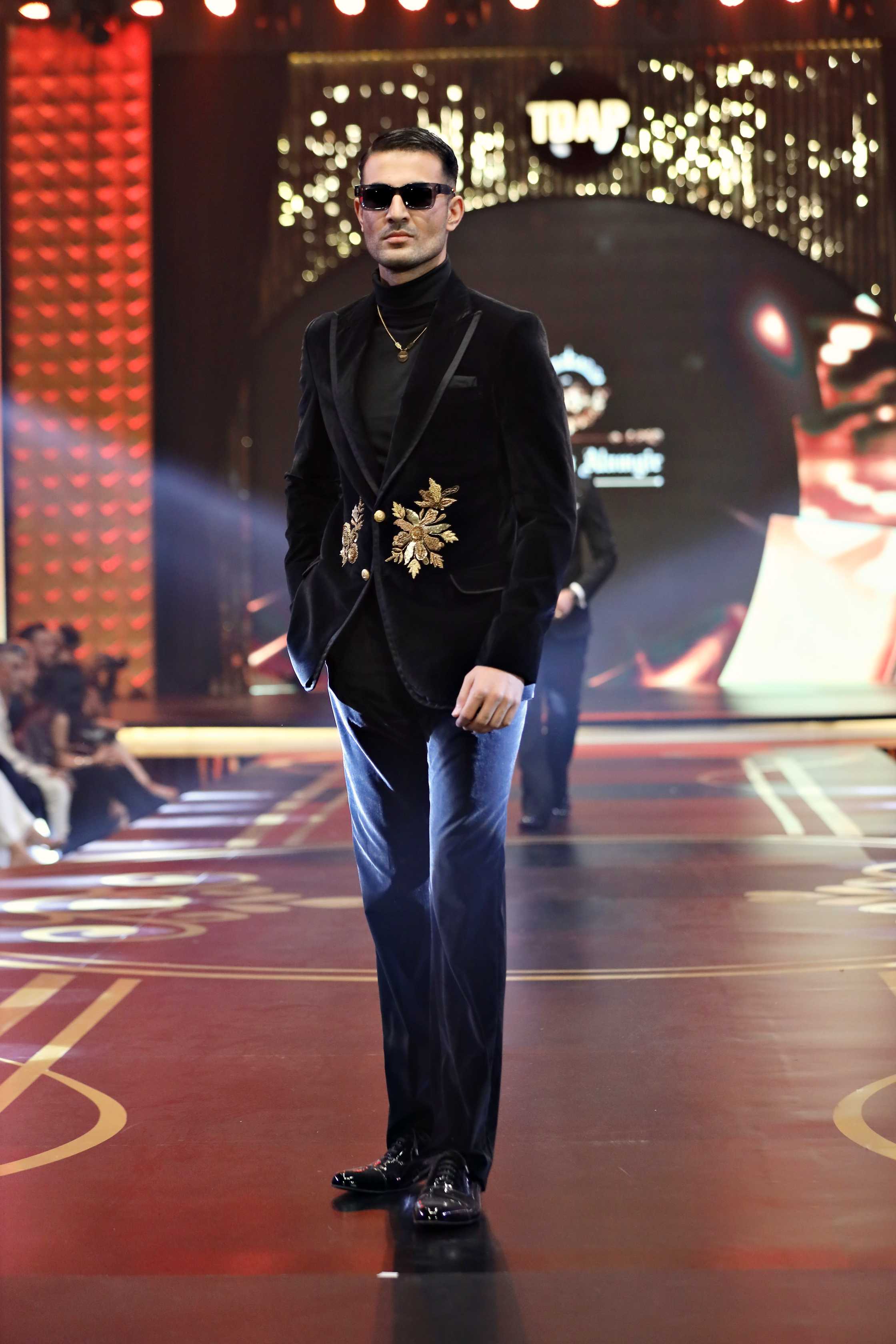 Black Hand-Embroidered Velvet Tuxedo (2-Piece) - Image 3