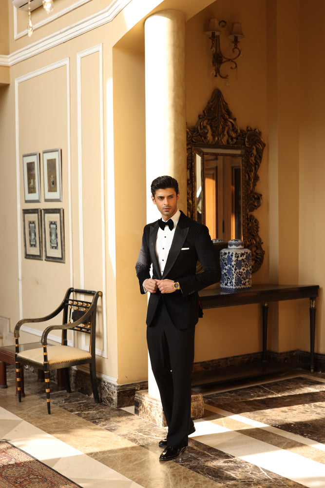 Black Velvet One-Button Satin Lapel Tuxedo (3-Piece) - Image 3