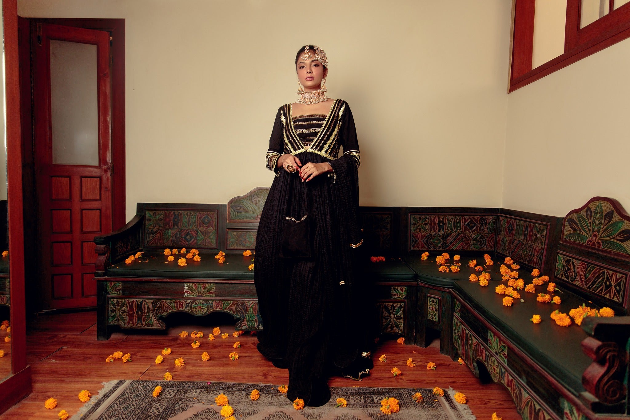 Black Gota Zari Cotton Silk Pishwas (3-Piece) - Image 4