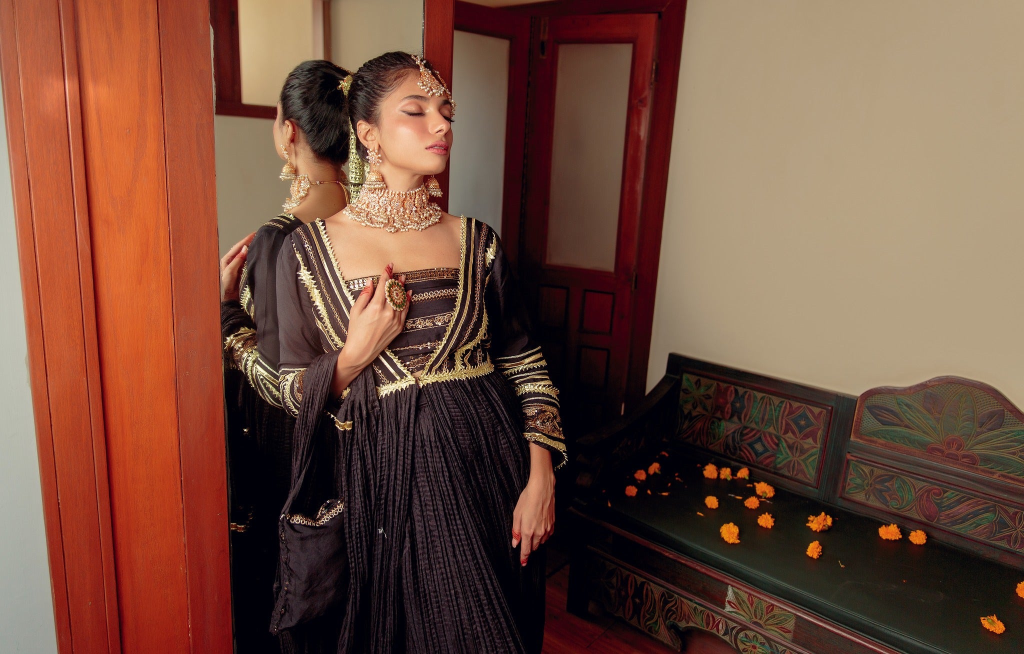 Black Gota Zari Cotton Silk Pishwas (3-Piece) - Image 5