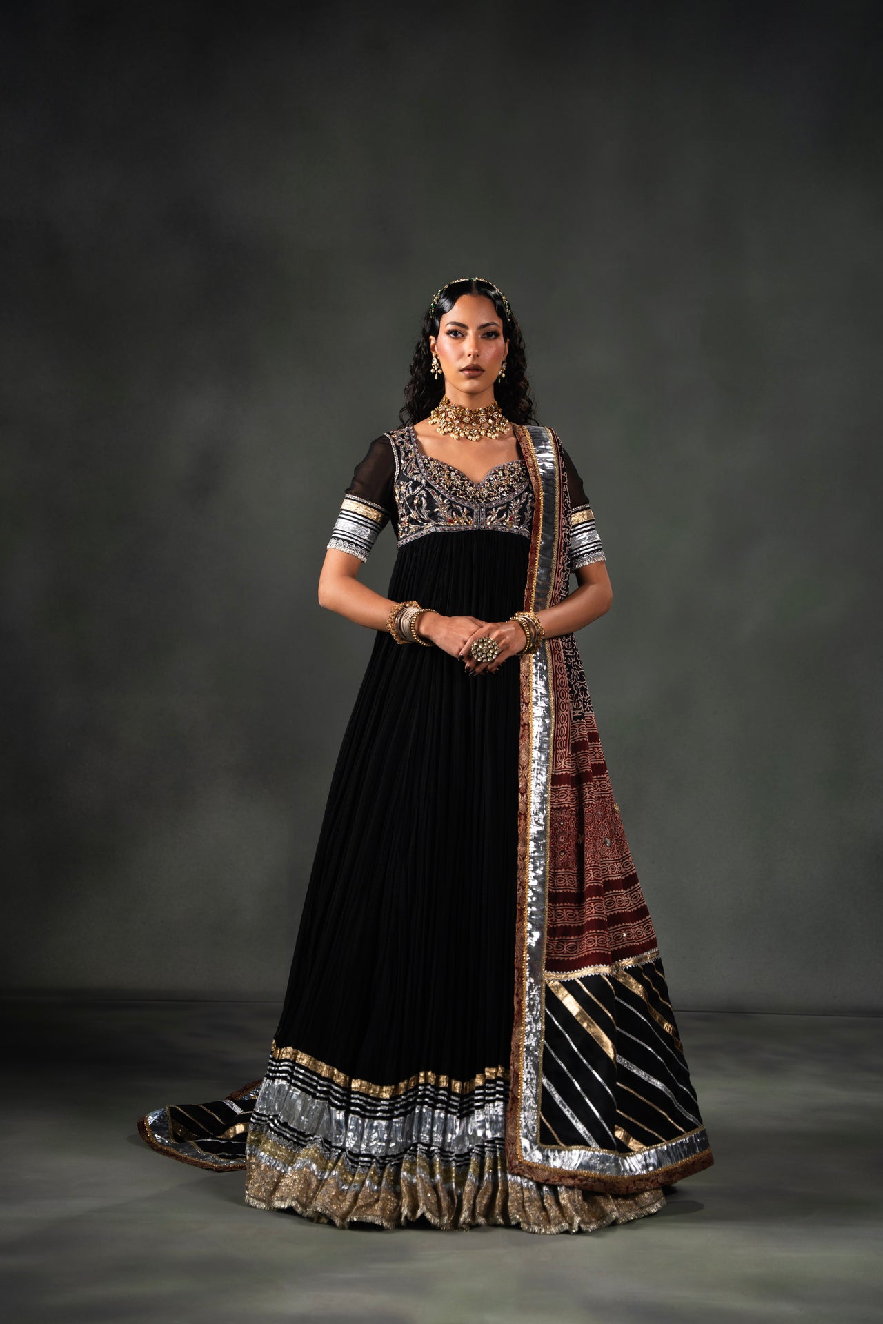 Pakistani Black Embroidered Crushed Georgette Chiffon Pishwas (2-Piece) - Image 1